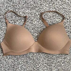 Victoria's Secret incredible wireless push-up